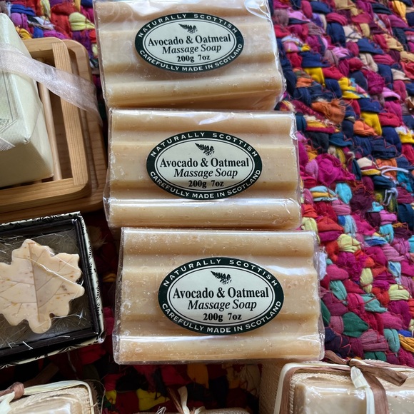 12 BUNDLES OF NATURAL SOAP - Picture 5 of 6